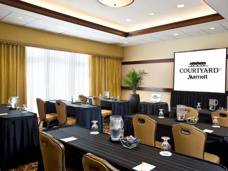 Hotel Courtyard By Marriott Tysons Mclean Tysons Corner Exterior foto